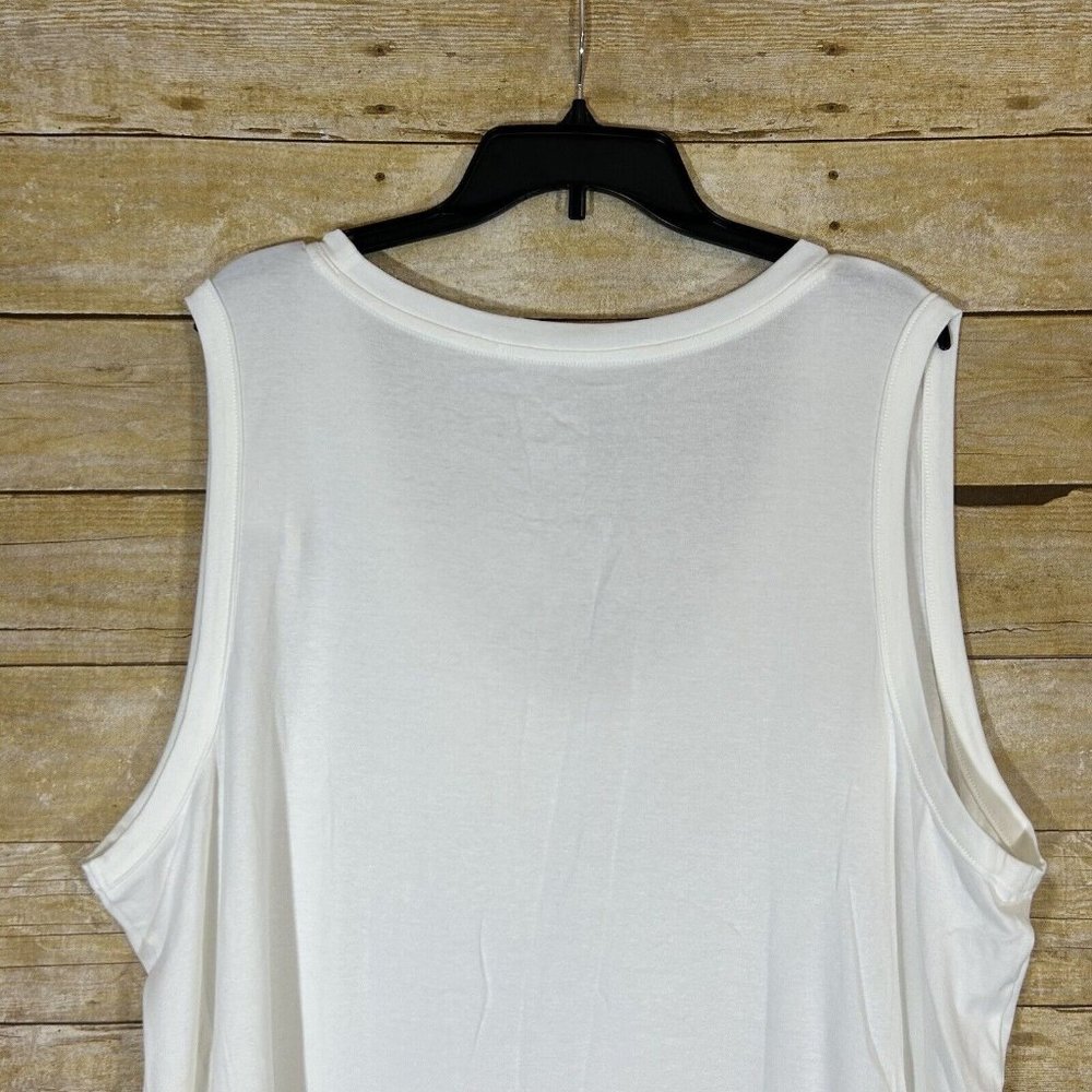 A New Day White Tank Top Womens Plus Size 4X Scoopneck Stretch Sleeveless - Picture 5 of 8